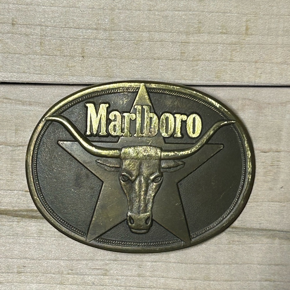 Belt buckle